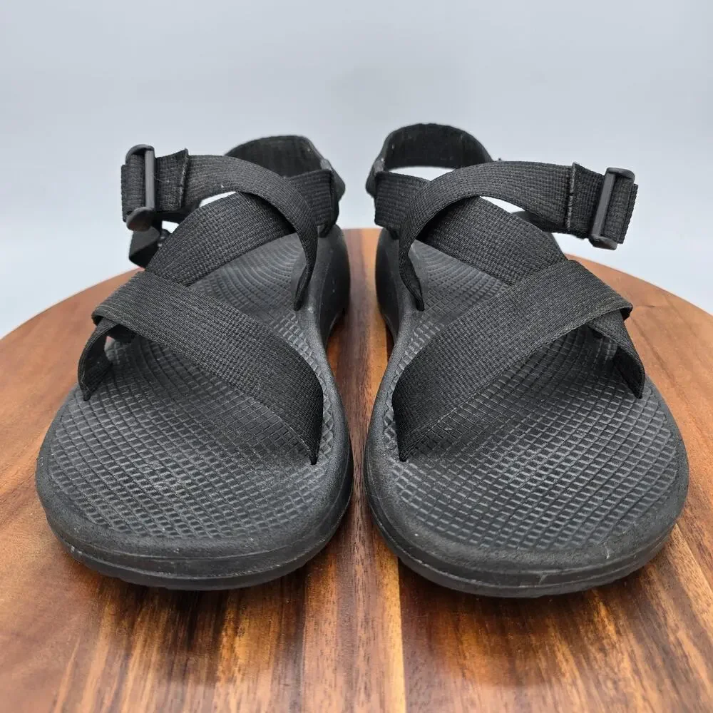 Chaco ZCloud Sandals Mens 8 Black Classic Strappy Adjustable Sport Outdoor